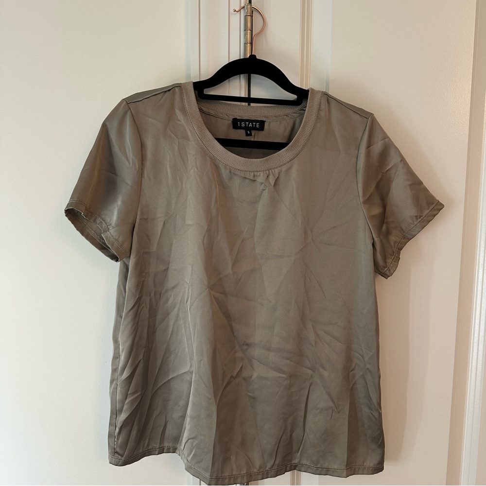 1. State Women's Short Sleeve Gray Top
